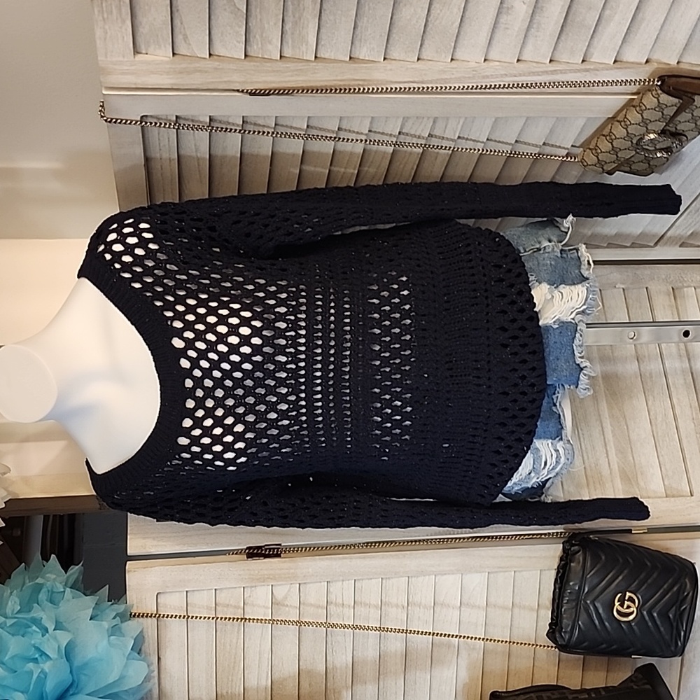 American Eagle brand sweater